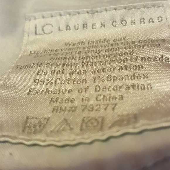 Lauren Conrad Shorts - Picture 7 of 7